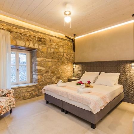 Stone Suites At Lefkada'S Old Port Dış mekan fotoğraf