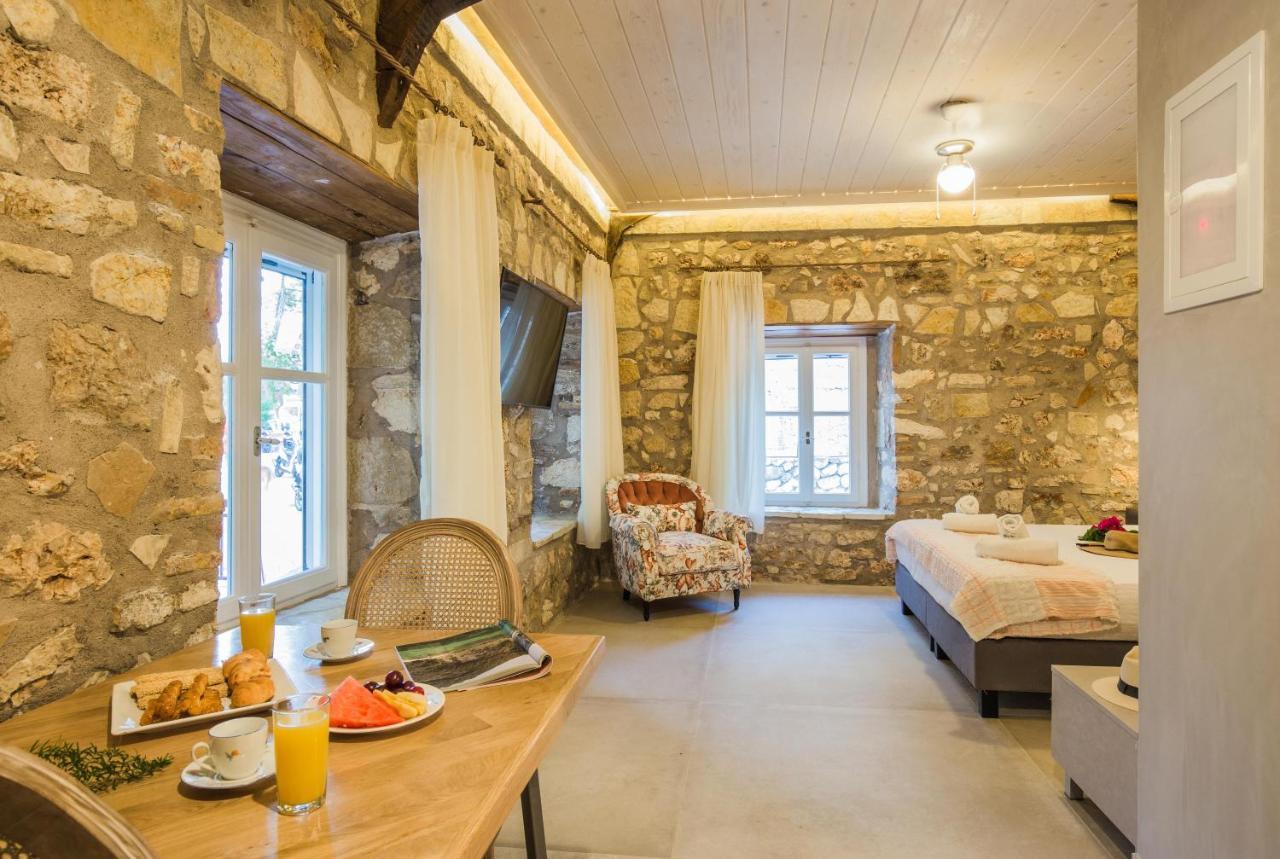 Stone Suites At Lefkada'S Old Port Dış mekan fotoğraf