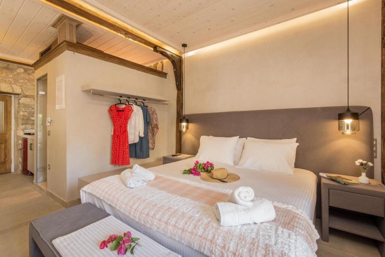 Stone Suites At Lefkada'S Old Port Dış mekan fotoğraf